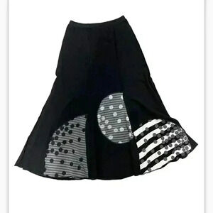 Boho lagenlook art to wear black skirt abstract design artsy pull on flowy‎